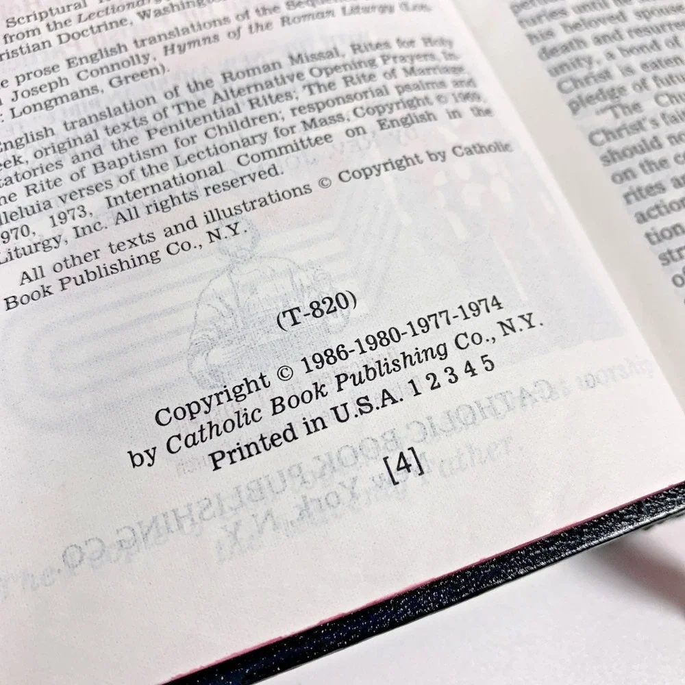 New St Joseph Sunday Missal: Complete Edition (Catholic Book Publishing, 1999)VG